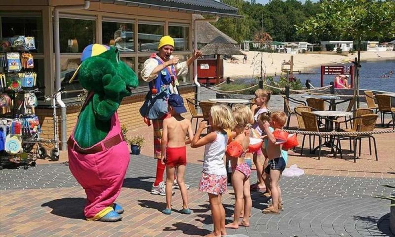 Vechtdalchalet De Berk, 5 Sterrenpark Capfun Stoetenslagh Rheezerveen Ngoại thất bức ảnh